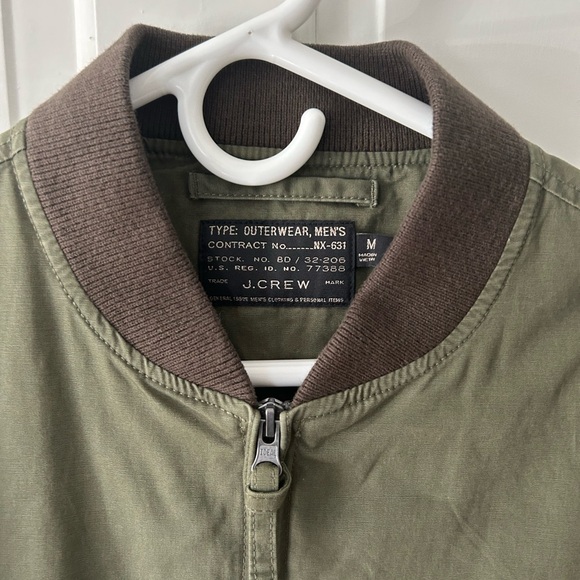 Men’s J Crew Hunter Green Bomber Jacket - Picture 2 of 4